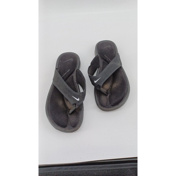 nike comfort footbed women